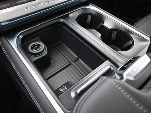 New 2026 Ford Expedition Max Platinum w/ Stealth Appearance Package image 17