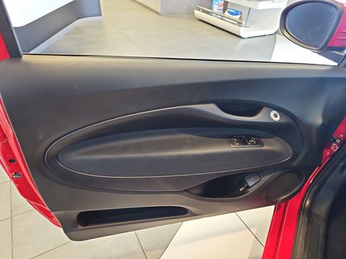 New 2024 FIAT 500 e (RED) image 9