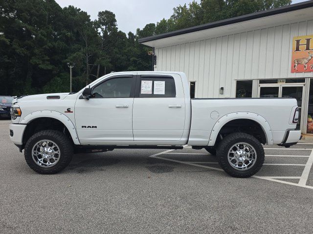 Used 2022 RAM 2500 Limited AWD/4WD image 2