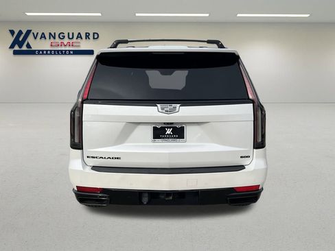 Used 2021 Cadillac Escalade ESV Sport Platinum w/ LPO, ONYX Package image 4