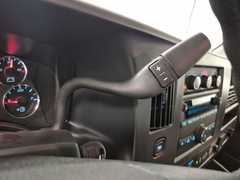 New 2025 GMC Savana 2500 Extended w/ Driver Convenience Package image 16