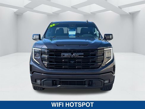 Used 2022 GMC Sierra 1500 Elevation w/ Elevation Premium Package image 8