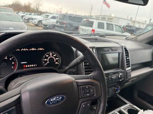 Used 2016 Ford F150 XLT w/ Equipment Group 302A Luxury image 11