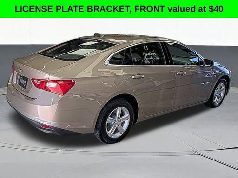Used 2023 Chevrolet Malibu LS image 2