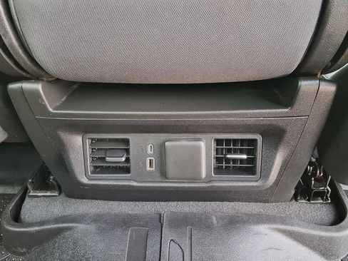 Used 2023 Chevrolet Silverado 1500 LT w/ Protection Package AWD/4WD image 16