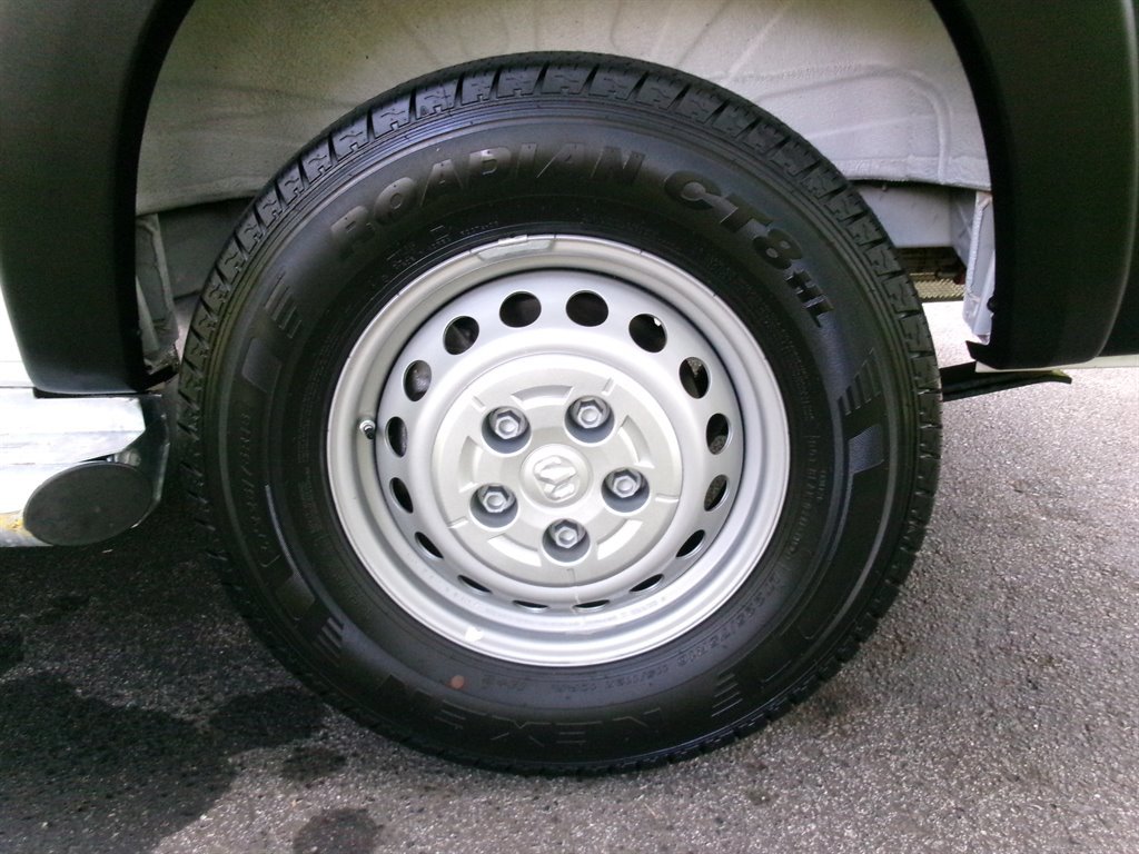 Used 2025 RAM ProMaster 2500 w/ U-Haul Equipment Group FWD image 41