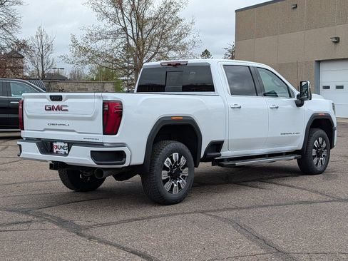 New 2026 GMC Sierra 3500 Denali w/ Denali Reserve Package AWD/4WD image 17