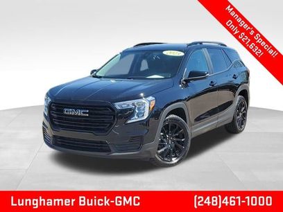 Used 2023 GMC Terrain SLE w/ Driver Convenience Package