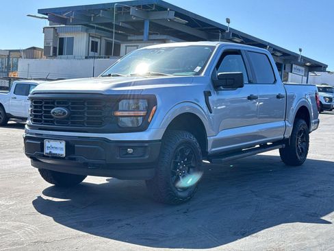 Used 2025 Ford F150 STX w/ Equipment Group 201A FX4 AWD/4WD image 4