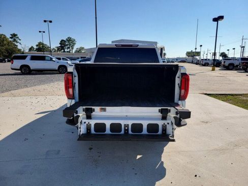 Used 2024 GMC Sierra 1500 SLT w/ SLT Premium Package image 8