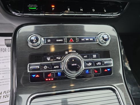 Used 2022 Lincoln Nautilus Reserve w/ Equipment Group 201A image 20