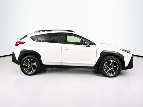Used 2024 Subaru Crosstrek 2.0i Premium image 10