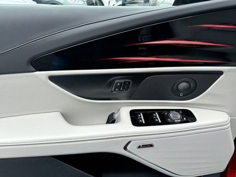 New 2026 Lincoln Nautilus Premier w/ Equipment Group 102A image 24