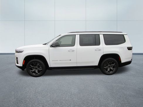 New 2026 Jeep Grand Wagoneer Limited w/ Convenience Group I image 2