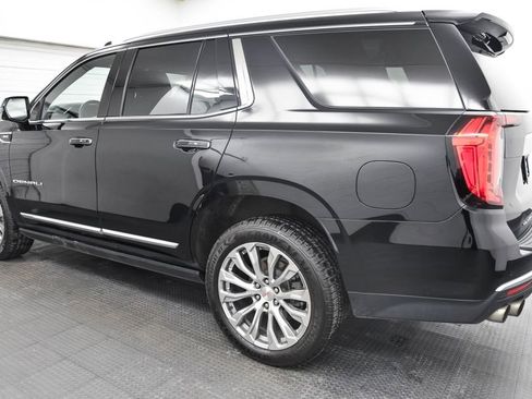 Used 2023 GMC Yukon Denali image 6
