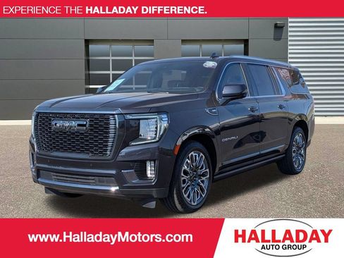 Used 2024 GMC Yukon XL Denali Ultimate AWD/4WD image 1