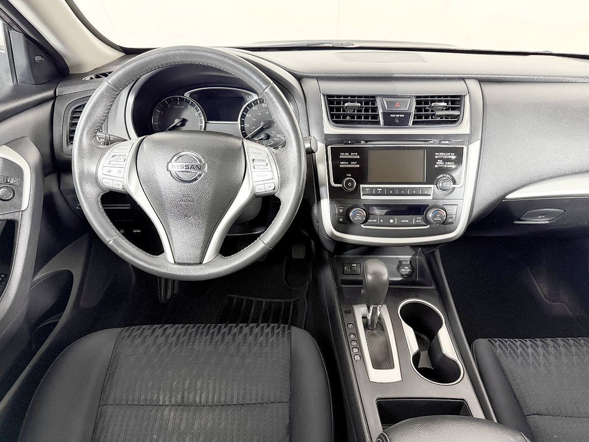 Used 2017 Nissan Altima 2.5 SV FWD image 50