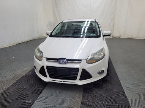 Used 2014 Ford Focus Titanium FWD image 15
