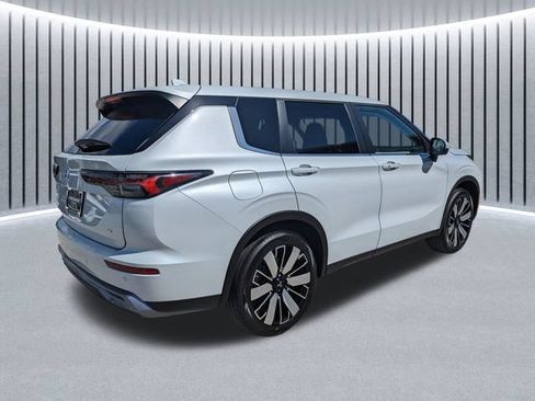 New 2026 Mitsubishi Outlander SE FWD image 4