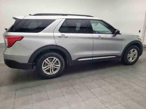 Used 2024 Ford Explorer XLT w/ Equipment Group 202A image 10