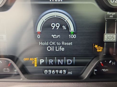 Used 2022 RAM 1500 Limited AWD/4WD image 22