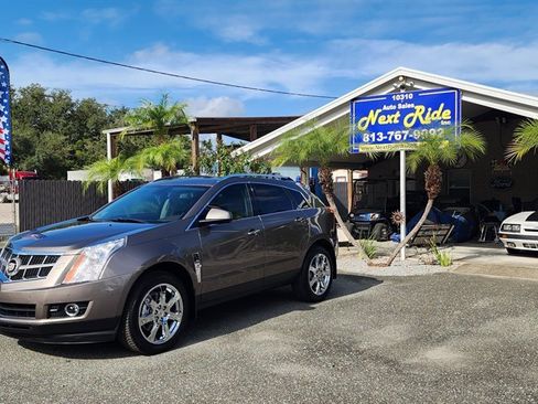 Used 2011 Cadillac SRX Performance image 1