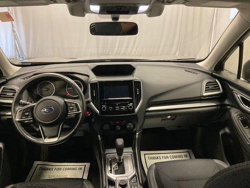 Used 2021 Subaru Forester Premium AWD/4WD image 27