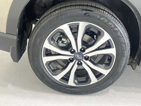 Used 2020 Subaru Forester Limited AWD/4WD image 16