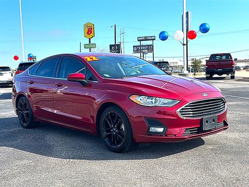 Used 2019 Ford Fusion SE w/ Equipment Group 151A image 10