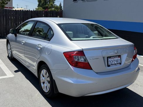 Used 2012 Honda Civic LX image 4