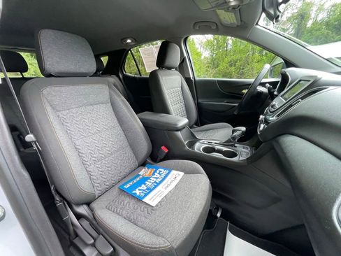Certified 2023 Chevrolet Equinox LT AWD/4WD image 11