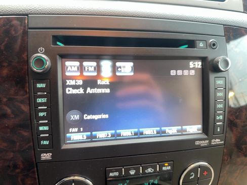 Used 2013 GMC Yukon Denali image 33