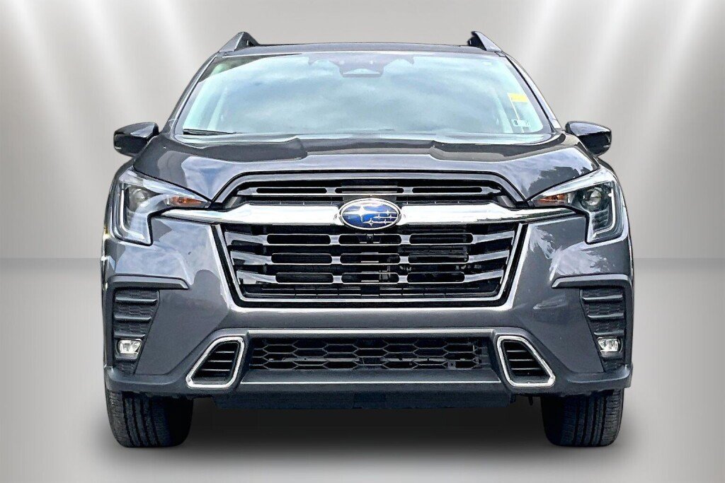 Certified 2026 Subaru Ascent Touring AWD/4WD image 2