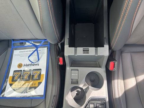 Used 2025 Subaru Crosstrek 2.5i Limited image 12