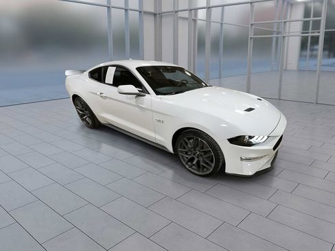 Used 2022 Ford Mustang GT image 2