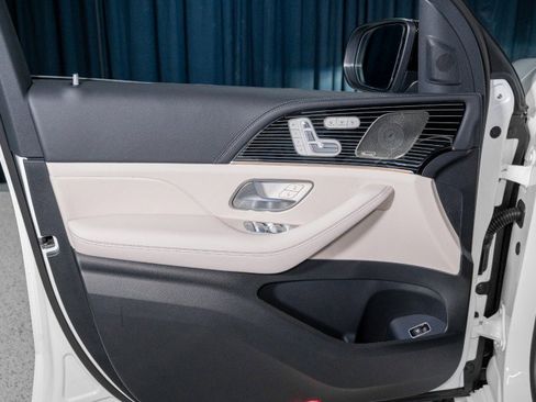 New 2026 Mercedes-Benz GLE 53 AMG 4MATIC image 12