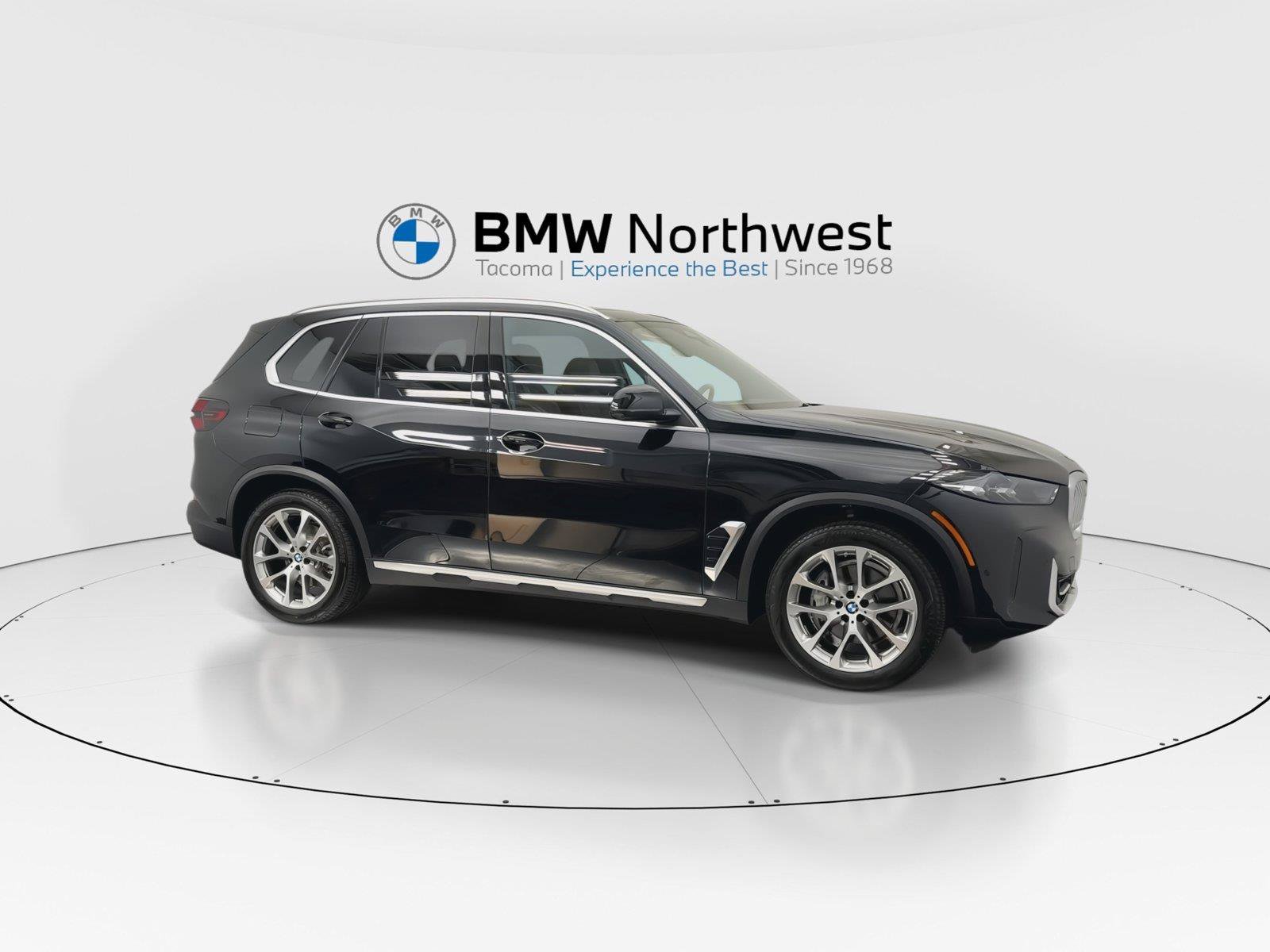 Used 2024 BMW X5 xDrive40i w/ Parking Assistance Package AWD/4WD image 6