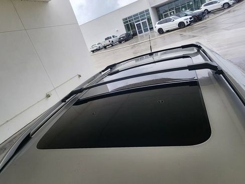 Used 2013 Ford Escape Titanium w/ Class II Trailer Tow Pkg FWD image 10