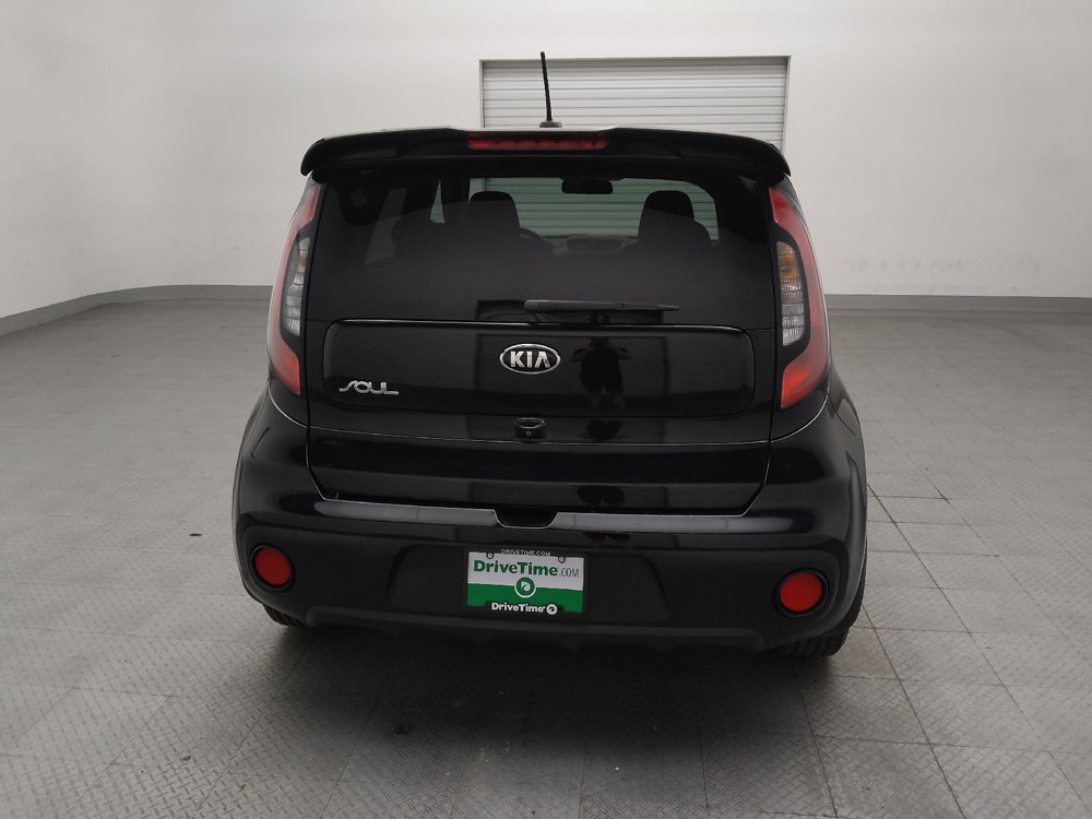 Used 2018 Kia Soul w/ Option Group 020 FWD image 7