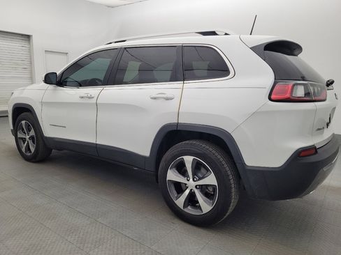 Used 2019 Jeep Cherokee Limited AWD/4WD image 3