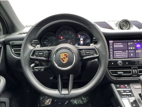 Used 2024 Porsche Macan Turbo AWD/4WD image 37
