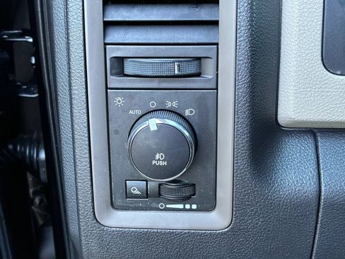 Used 2012 RAM 1500 Express w/ ST Popular Equipment Group AWD/4WD image 21