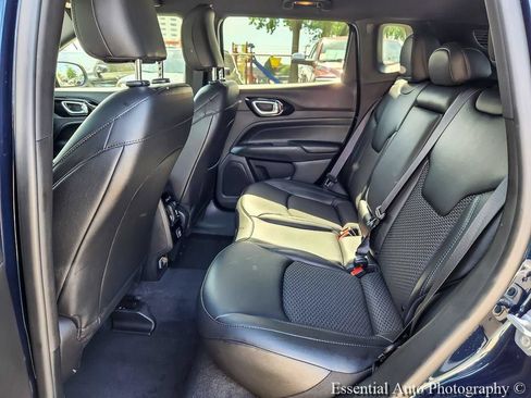 Certified 2026 Jeep Compass Latitude AWD/4WD image 12