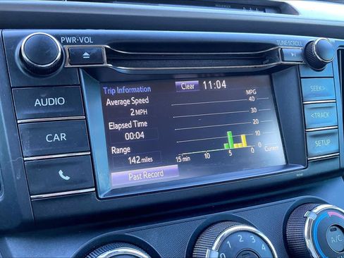 Used 2017 Toyota RAV4 LE image 32