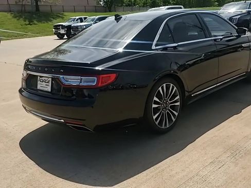 Used 2018 Lincoln Continental Reserve AWD/4WD image 8