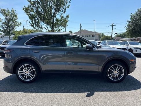 Used 2019 Porsche Cayenne AWD/4WD image 7