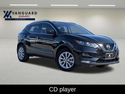 Used 2022 Nissan Rogue Sport SV FWD image 1