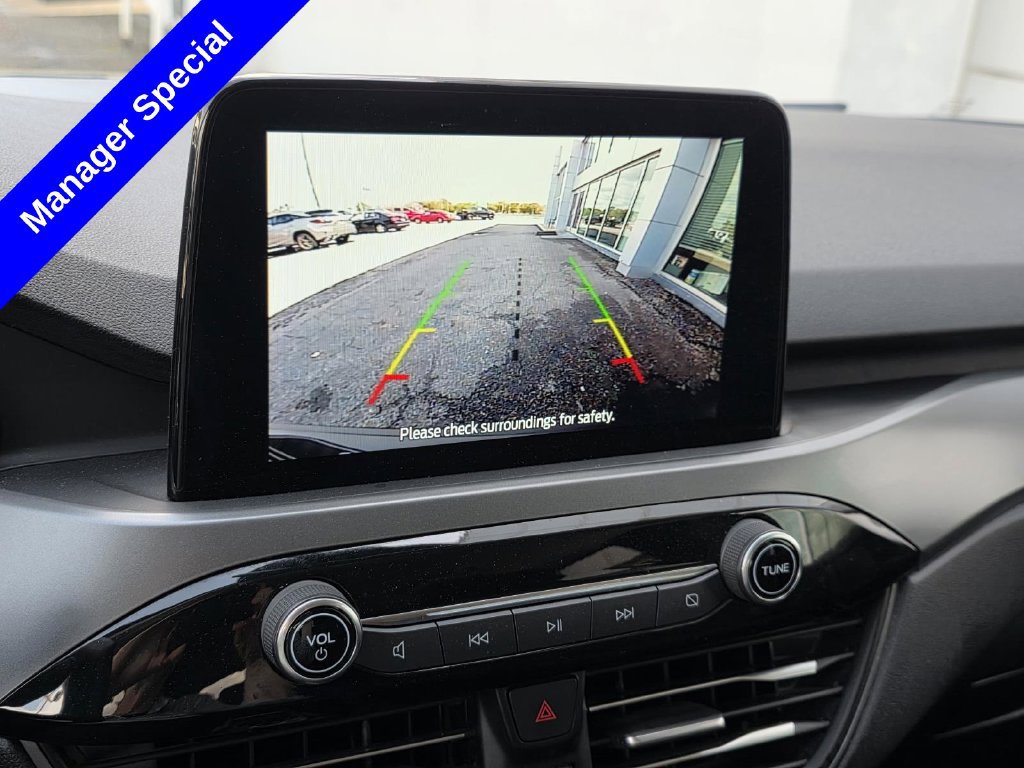 Used 2024 Ford Escape Active w/ Cold Weather Package FWD image 13