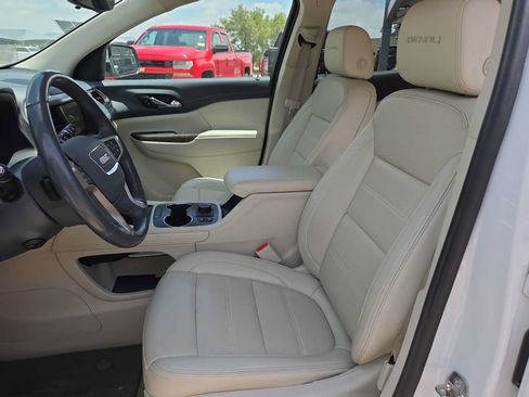 Used 2022 GMC Acadia Denali w/ Denali Ultimate Package AWD/4WD image 15