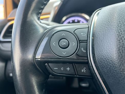 Used 2019 Toyota Camry SE image 23